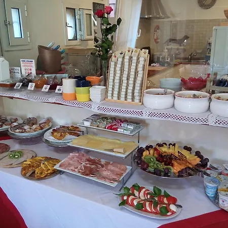 Palazzo Trevi Charming House Отель типа 