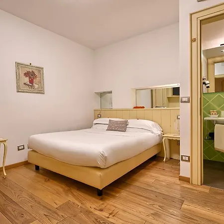 Palazzo Trevi Charming House Болонья