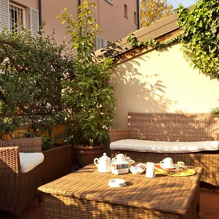 Palazzo Trevi Charming House Отель типа 