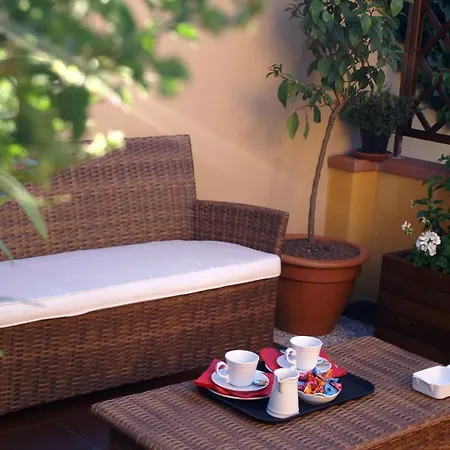 Palazzo Trevi Charming House Отель типа 
